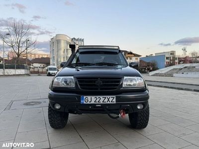 second-hand Suzuki Grand Vitara 2.0i