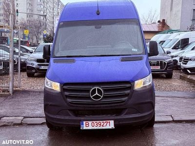 Second-hand Mercedes Sprinter 129 CP (94 kW) 2020 Culoarealbastru Van