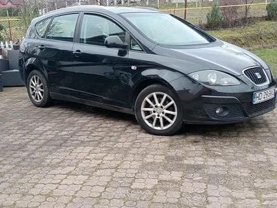 Utilizat 2010 Seat Altea Monovolum | 2.650 EUR (Preț bun)