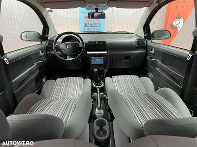 Gri Utilizat 2010 VW Fox Hatchback | 2.499 EUR