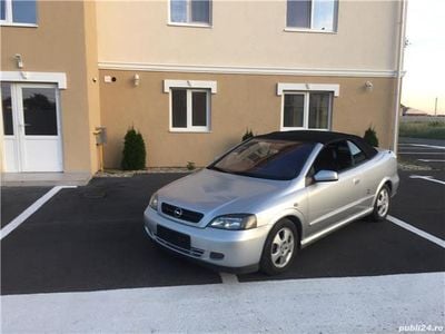 Second-hand Opel Astra 101 CP (74 kW) 2003 Argintiu