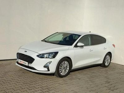 Culoarealb Second-hand 2020 Ford Focus Titanium Berlinǎ | 13.700 EUR (Puțin scump)