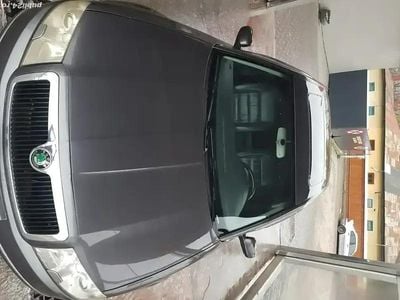Utilizat 2006 Skoda Rapid Berlinǎ | 2.500 EUR