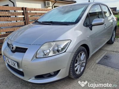 second-hand Toyota Auris 2.0 D4D