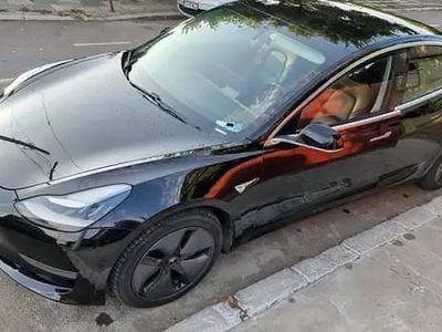 Utilizat 2019 Tesla Model 3 Long Range AWD Berlinǎ | 18.400 EUR (Preț OK)