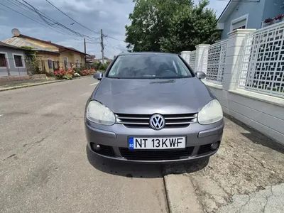 VW Golf V