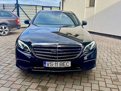 Mercedes E200