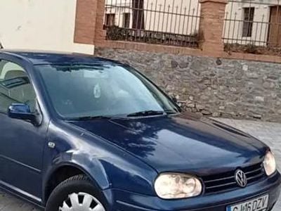 Utilizat 2002 VW Golf IV Berlinǎ | 850 EUR (Preț bun)