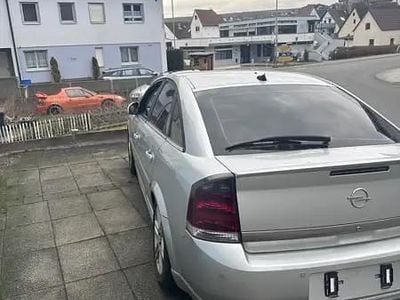 Second-hand Opel Vectra 150 CP (110 kW) 2004 Berlinǎ