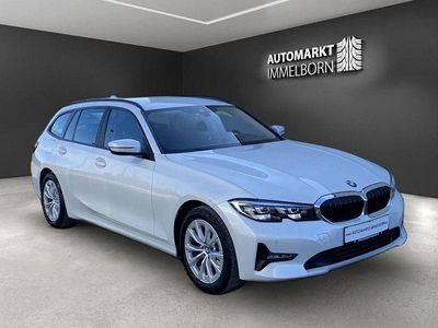 Utilizat 2022 BMW 320 | 29.818 EUR (Super Preț)