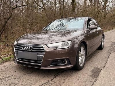 Second-hand Audi A4 Design 190 CP (139 kW) 2018 Culoaremaro Berlinǎ
