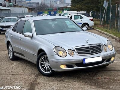 Mercedes E270