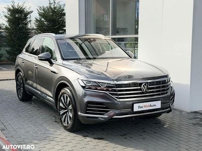 Culoaregri Second-hand 2022 VW Touareg Elegance SUV | 46.990 EUR