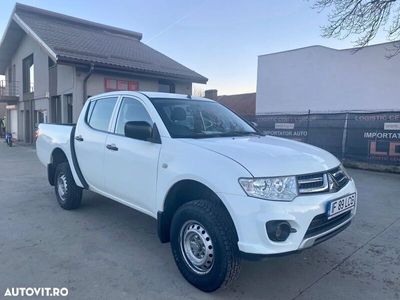 second-hand Mitsubishi L200 Double Cab 2.5 DI-D M/T Invite A82