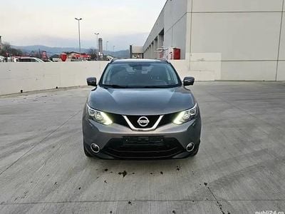 Gri Utilizat 2015 Nissan Qashqai Tekna SUV | 8.999 EUR (Preț OK)