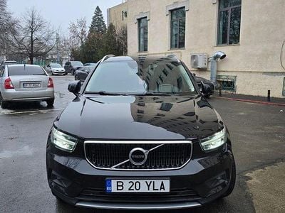 Culoarenegru Second-hand 2020 Volvo XC40 Momentum SUV | 20.800 EUR (Super Preț)