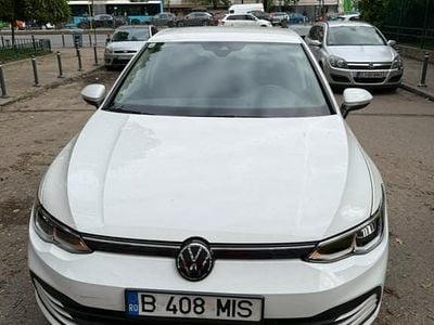 Alb Utilizat 2022 VW Golf VIII Berlinǎ | 15.950 EUR (Preț bun)