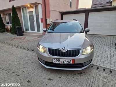 second-hand Skoda Octavia Combi 2.0 TDI DSG