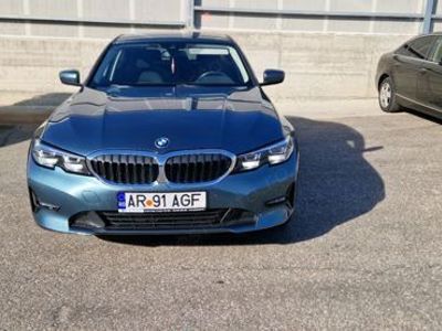 Second-hand BMW 318 Sport Line 150 CP (110 kW) 2019 Albastru Berlinǎ