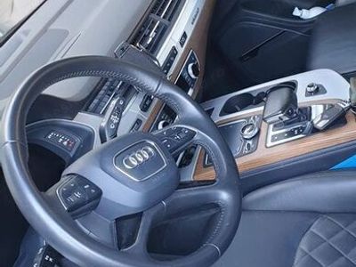 Second-hand Audi Q7 S-Line 200 CP (147 kW) 2017 SUV