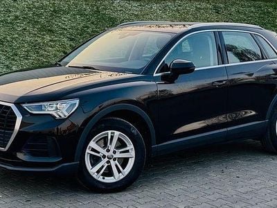 Culoarenegru Second-hand 2019 Audi Q3 Comfort SUV | 18.950 EUR (Super Preț)