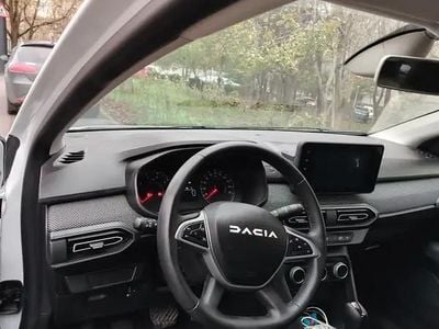 Alb Utilizat 2023 Dacia Logan Berlinǎ | 11.990 EUR (Preț OK)