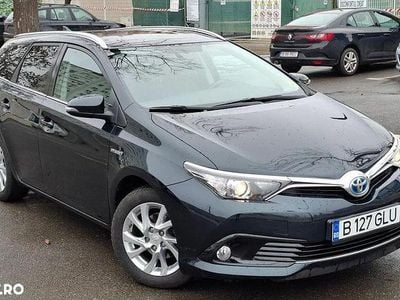 Second-hand Toyota Auris Hybrid Sol 136 CP (100 kW) 2016 Culoaregri Break