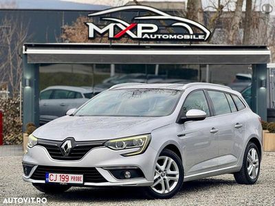 Second-hand Renault Mégane GrandTour LIMITED 110 CP (80 kW) 2017 Culoareargint Break