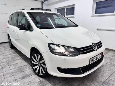Second-hand VW Sharan Match 170 CP (125 kW) 2013 Culoarealb Monovolum