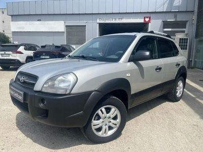 second-hand Hyundai Tucson 2.0 DOHC 2WD