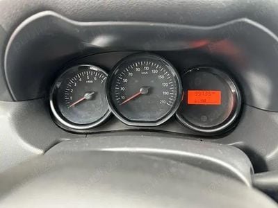 Second-hand Dacia Duster 115 CP (84 kW) 2018 Alb SUV