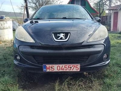 Utilizat 2008 Peugeot 206 Hatchback | 850 EUR