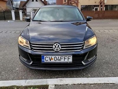 Second-hand VW Passat Comfortline 122 CP (89 kW) 2011 Culoarenegru Berlinǎ