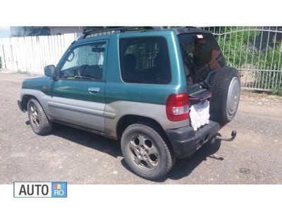 Second-hand Mitsubishi Pajero 120 CP (88 kW) 1999 Verde SUV