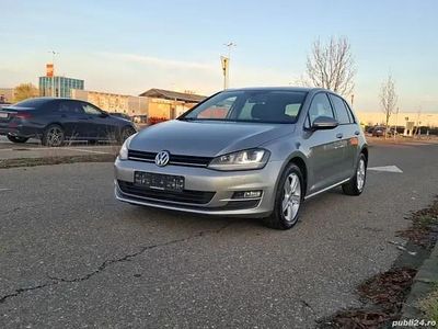 Gri Utilizat 2013 VW Golf VII Hatchback | 7.500 EUR (Preț OK)