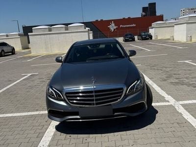 Mercedes E220