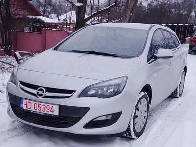 Second-hand Opel Astra 81 CP (59 kW) 2015 Break