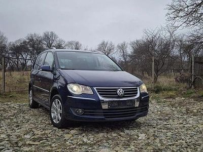 Second-hand VW Touran Highline 140 CP (102 kW) 2008 Culoarealbastru Monovolum