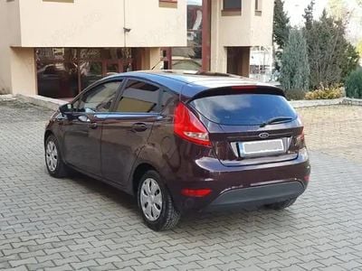 Utilizat 2009 Ford Fiesta Hatchback | 2.750 EUR (Preț OK)