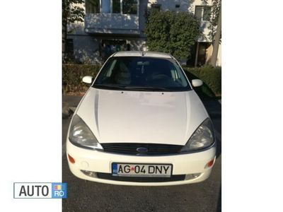 second-hand Ford Focus Ghia 2001