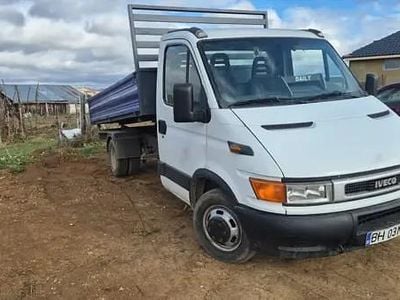 Alb Utilizat 2002 Iveco Daily | 7.950 EUR (Scump)