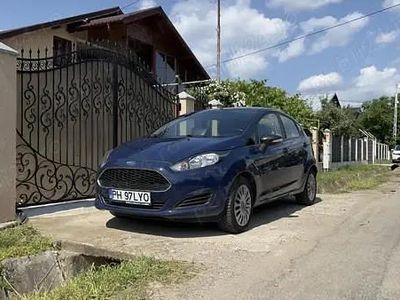 Albastru Utilizat 2017 Ford Fiesta Hatchback | 5.100 EUR