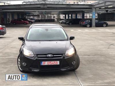 Negru Utilizat 2012 Ford Focus Titanium Break | 5.900 EUR (Puțin scump)