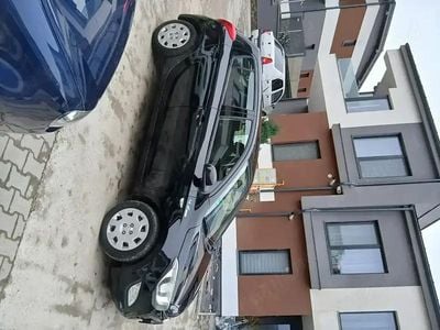 Second-hand Hyundai i20 75 CP (55 kW) 2014 Culoarenegru Hatchback