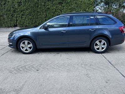 second-hand Skoda Octavia 2.0 TDI DSG Drive