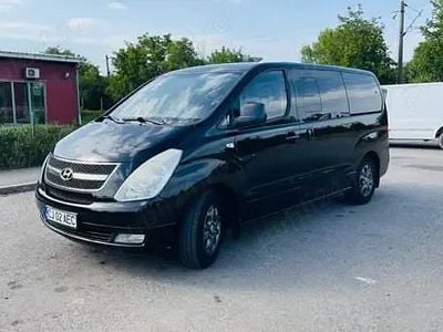 Second-hand Hyundai H-1 Premium 170 CP (125 kW) 2009 Culoarenegru Monovolum