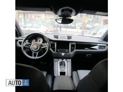 Second-hand Porsche Macan 258 CP (189 kW) 2017 Alb SUV