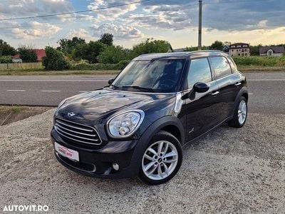 Second-hand Mini Cooper D 112 CP (82 kW) 2014 Culoarenegru Hatchback