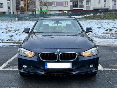 Culoarealbastru Second-hand 2012 BMW 320 Efficient Dynamics Berlinǎ | 7.950 EUR (Preț bun)