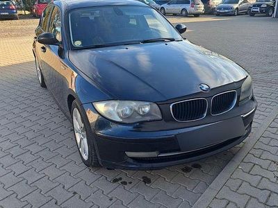 Culoarenegru Second-hand 2007 BMW 118 Hatchback | 3.700 EUR (Scump)